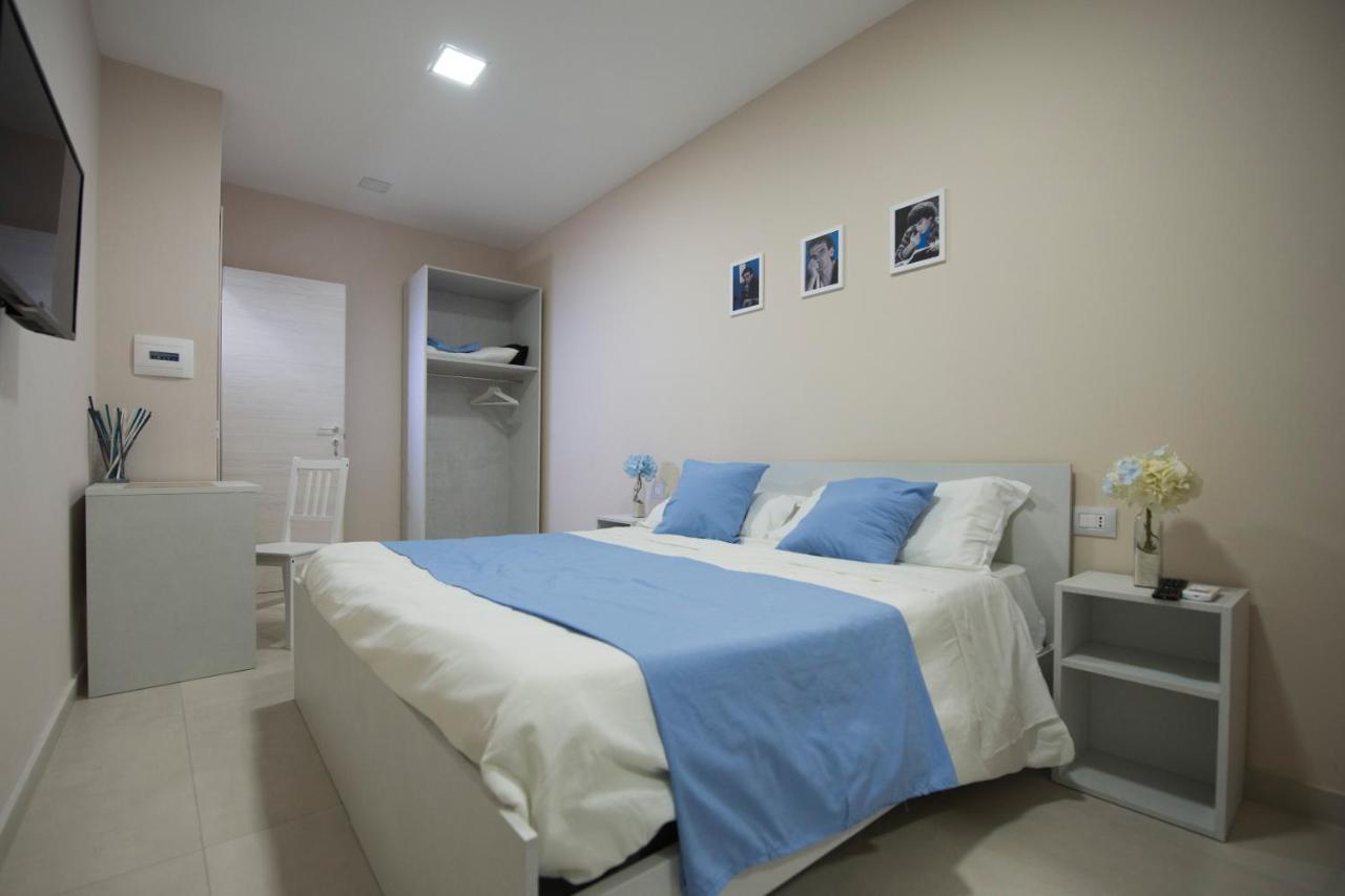 Couette-café Cammaroomi Naples